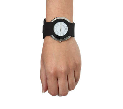 GPS watch for woman with black strap and black dial