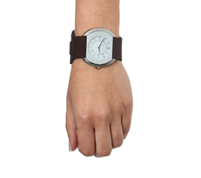 GPS watch for woman with brown strap and white dial